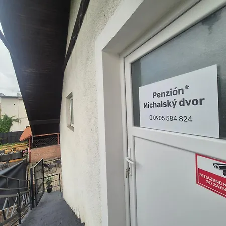 Michalsky Dvor Pensjonat 3*